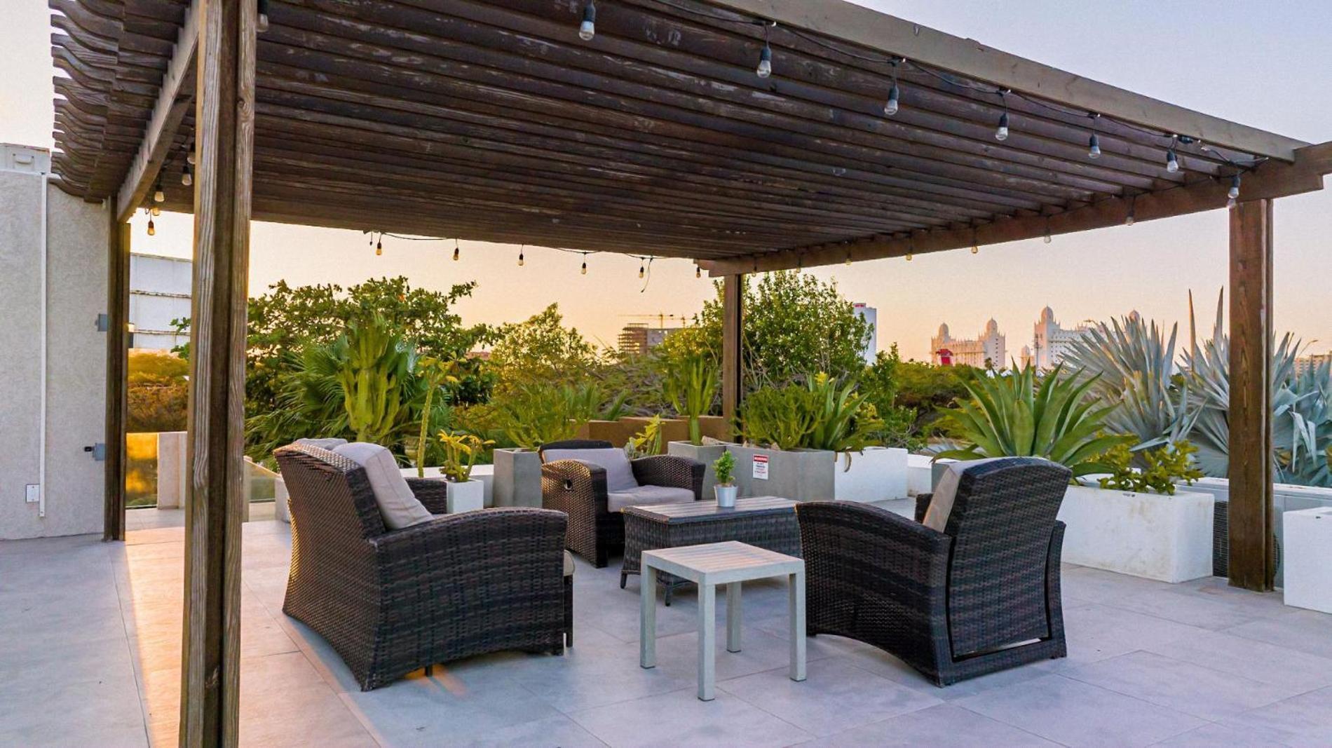 Koyari Modern Condos 9Br 7Ba Sleeps 26 W/ Pool And Roof Deck 팜비치 외부 사진